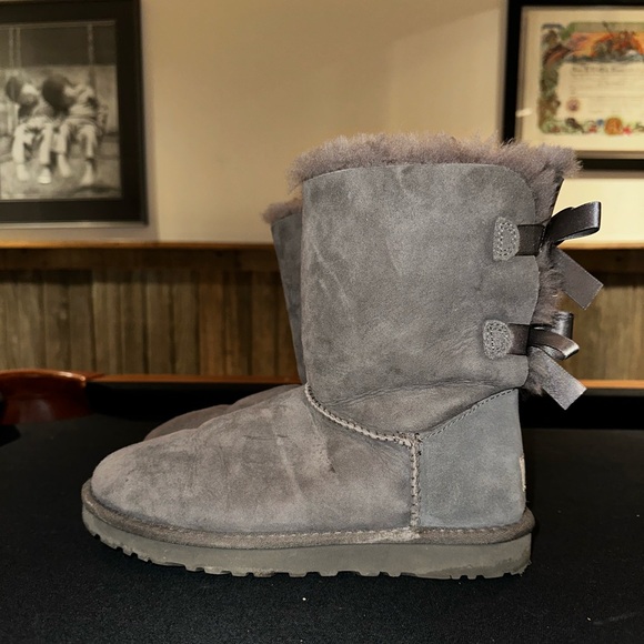 Grey Bow Tie Uggs - Picture 2 of 7